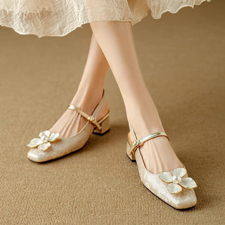 Margaret Robinson | Elegant Pumps